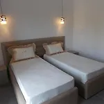 Irini فندق ساراندا