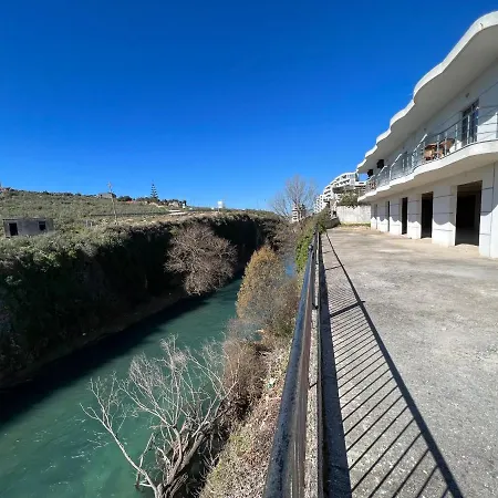Hotel Irini