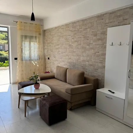 Irini 3* Sarandë