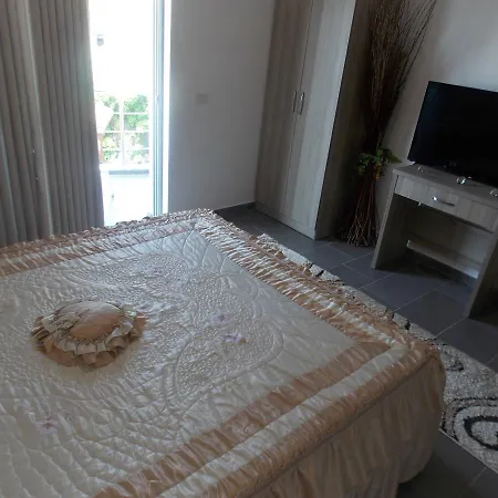 Irini 3*