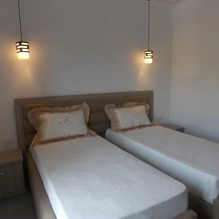 Hotell Irini Sarandë