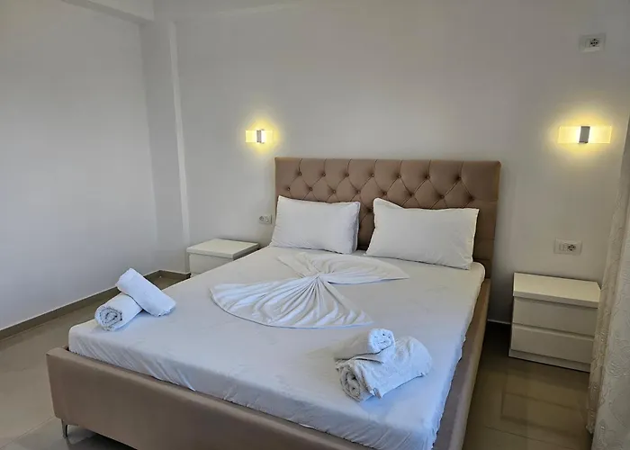 Irini Hotel 3*